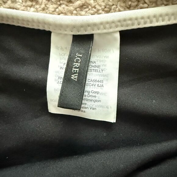 J. Crew Eco Solid Trish Cutout One Piece in Navy with White Contrast - Size 10 - Picture 4 of 6